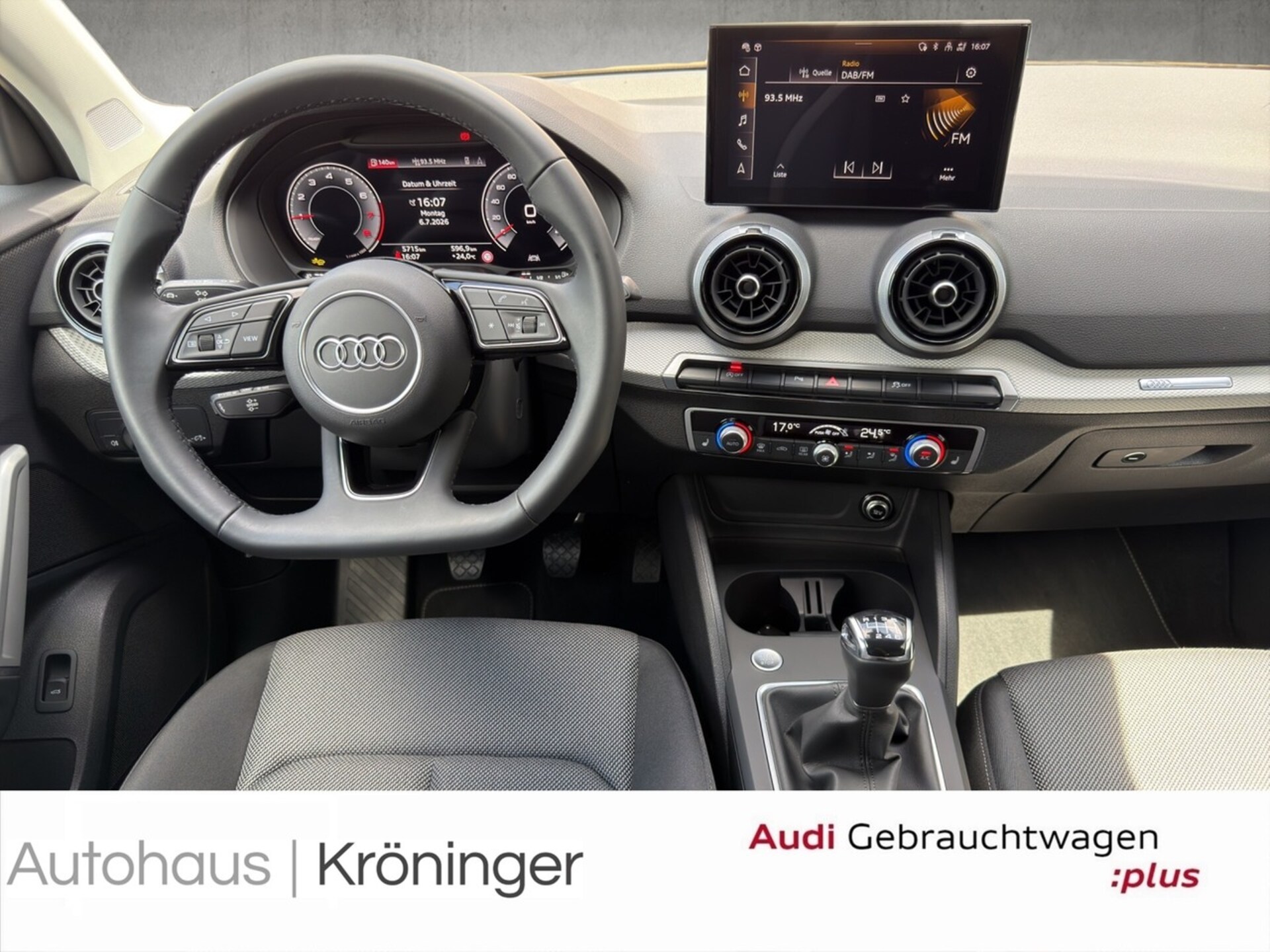 Audi Q2 S line