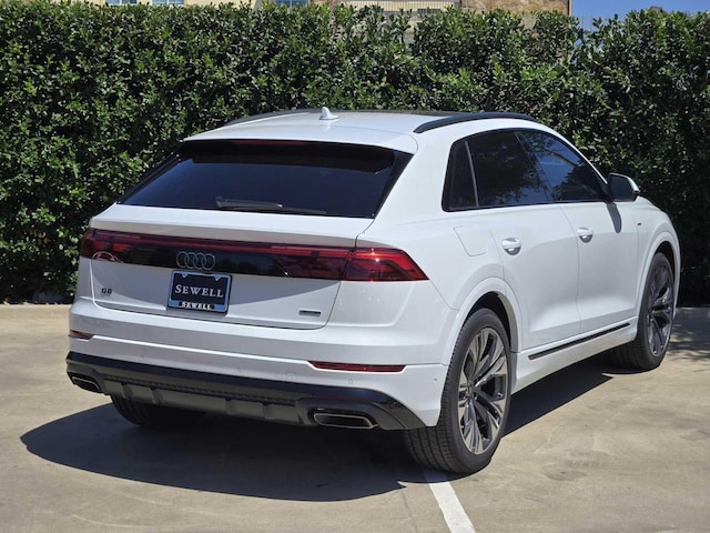 2026 Audi Q8