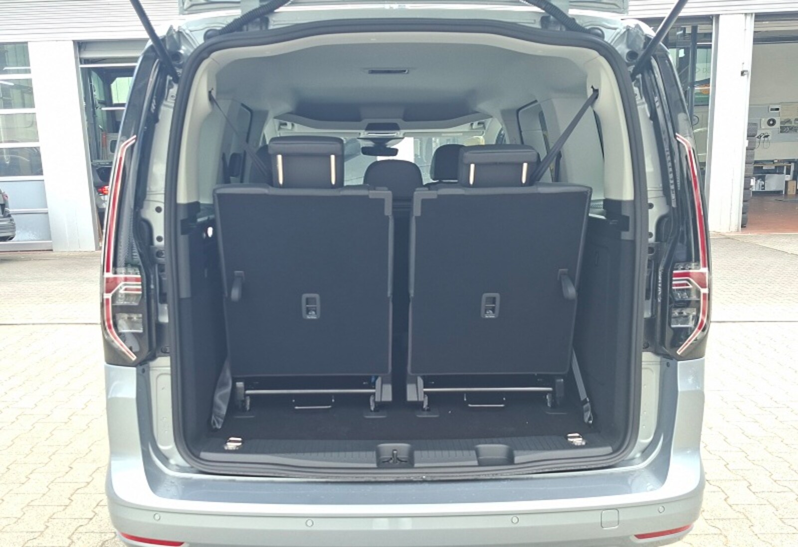 Volkswagen Caddy – Bild 8