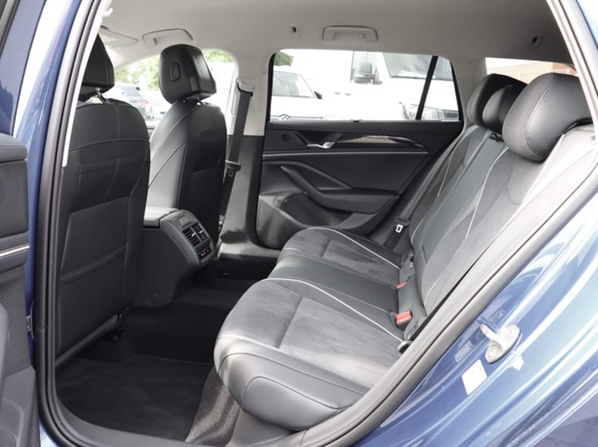Volkswagen Passat Business