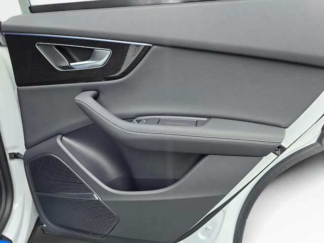 2026 Audi Q8 Premium Plus - Photo 25