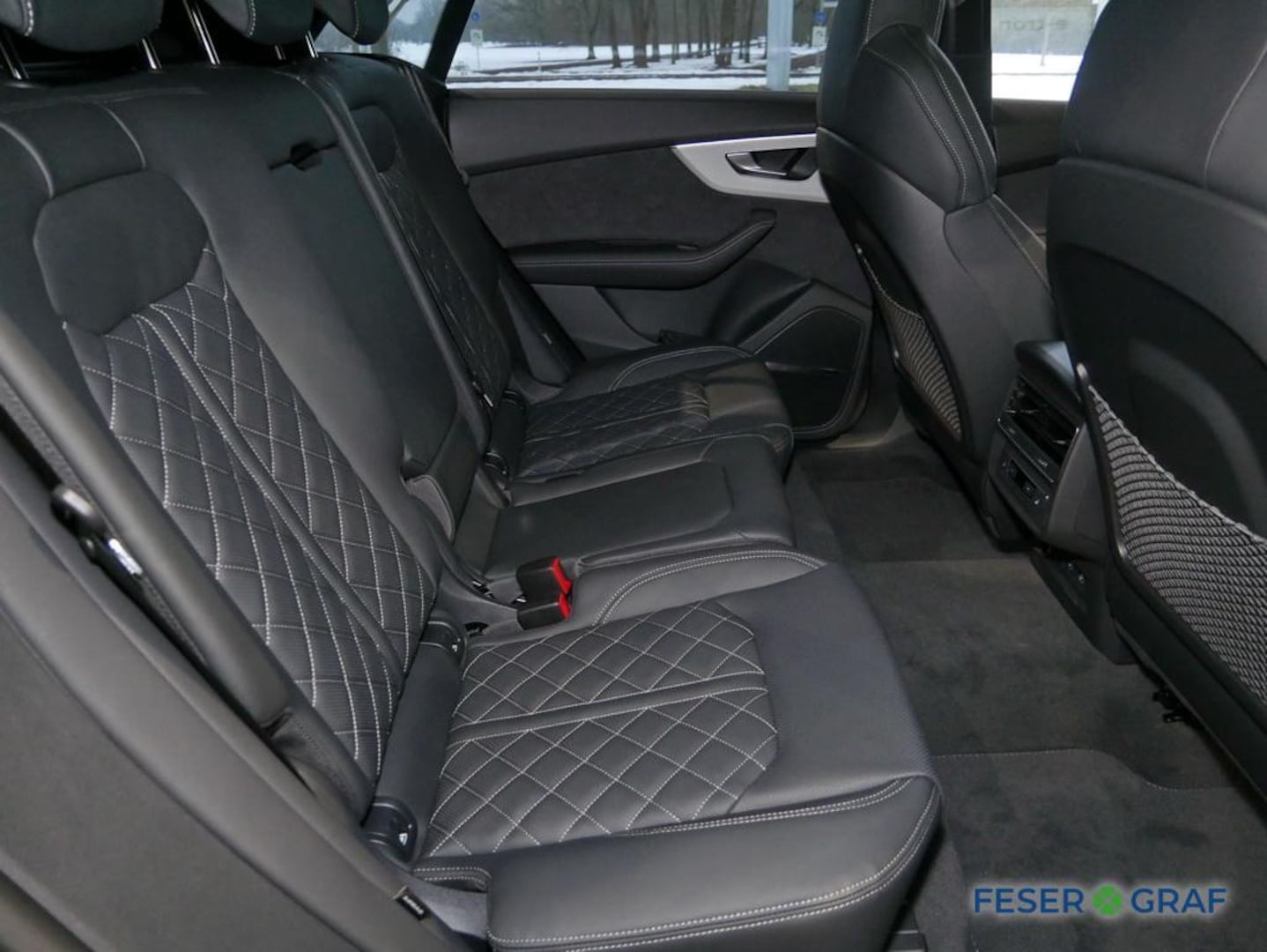 Bild über Audi Q8 SUV TFSI e S line business TFSI e quattro 360 kW tiptronic - für weitere Informationen kontaktieren Sie den Audi Partner