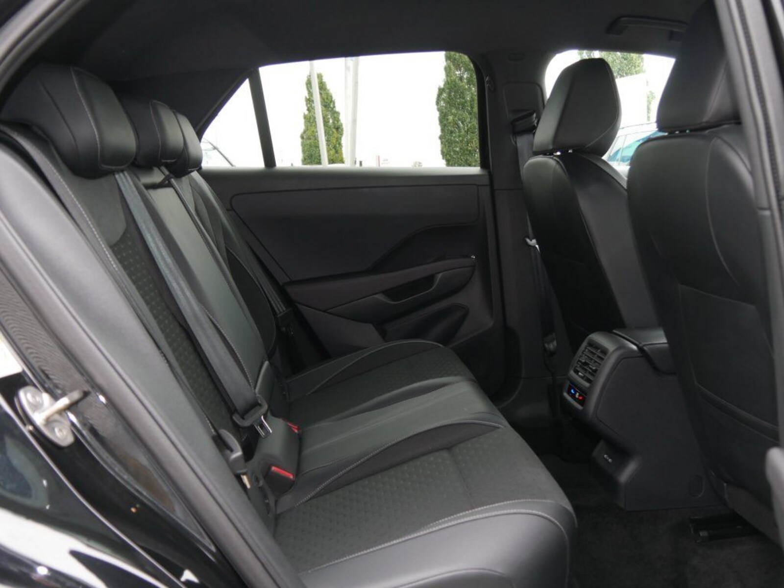 Volkswagen T-Roc – Bild 6
