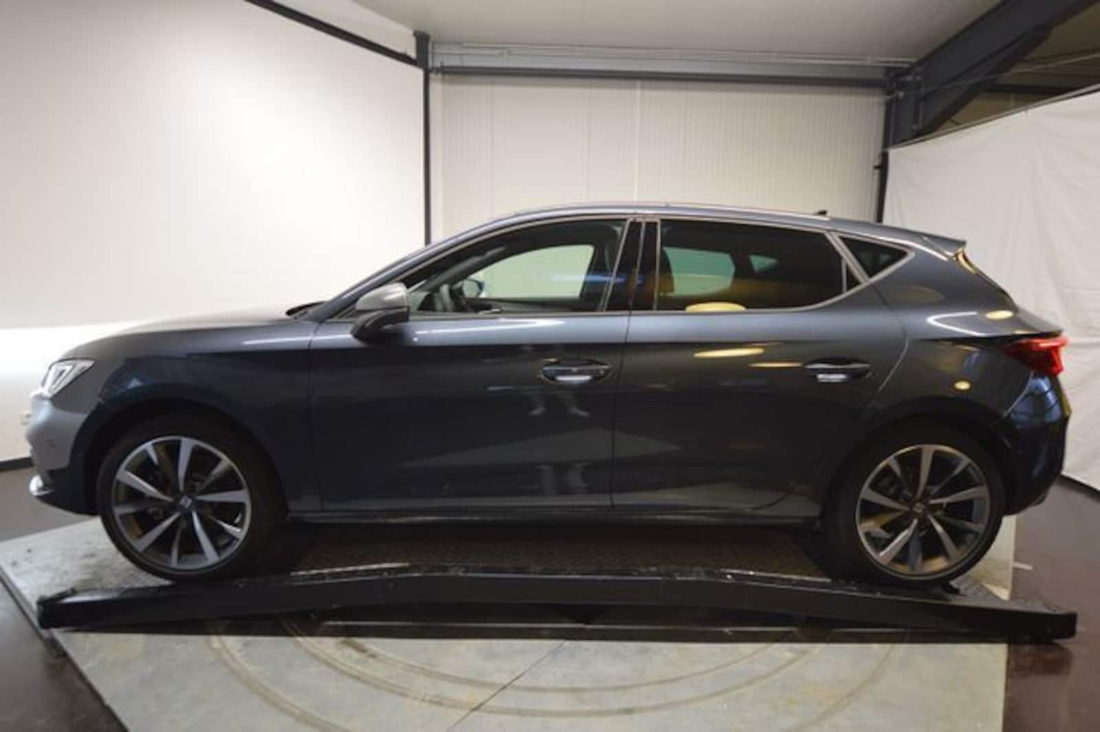 SEAT Leon – Bild 10