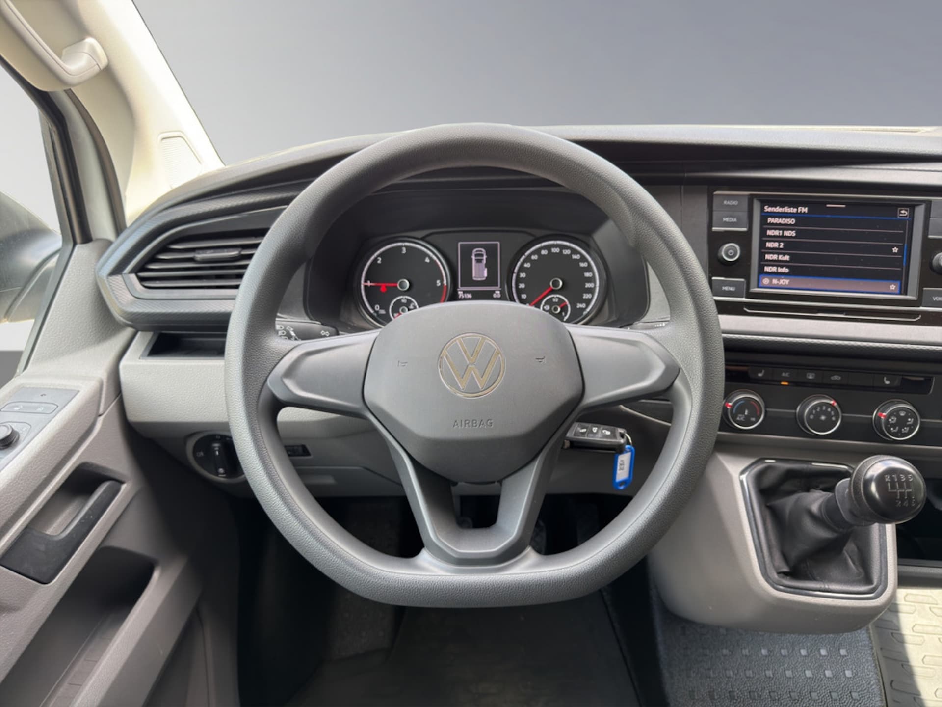 Volkswagen T6.1 Transporter Kombi kurzer Radstand