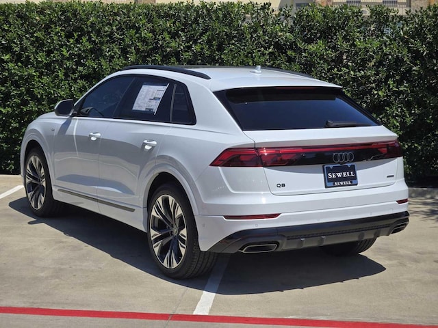 2026 Audi Q8