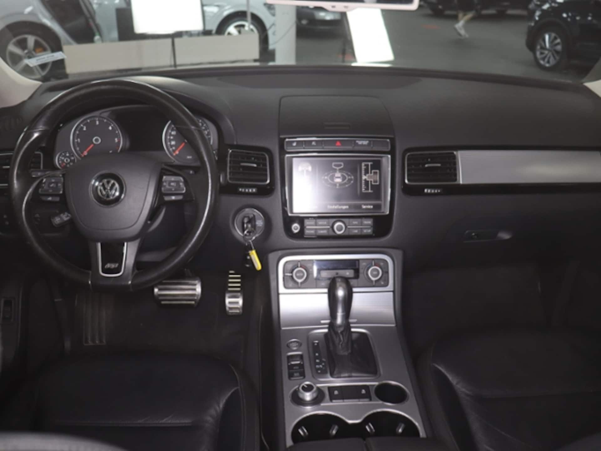 Volkswagen Touareg Basis-Modell