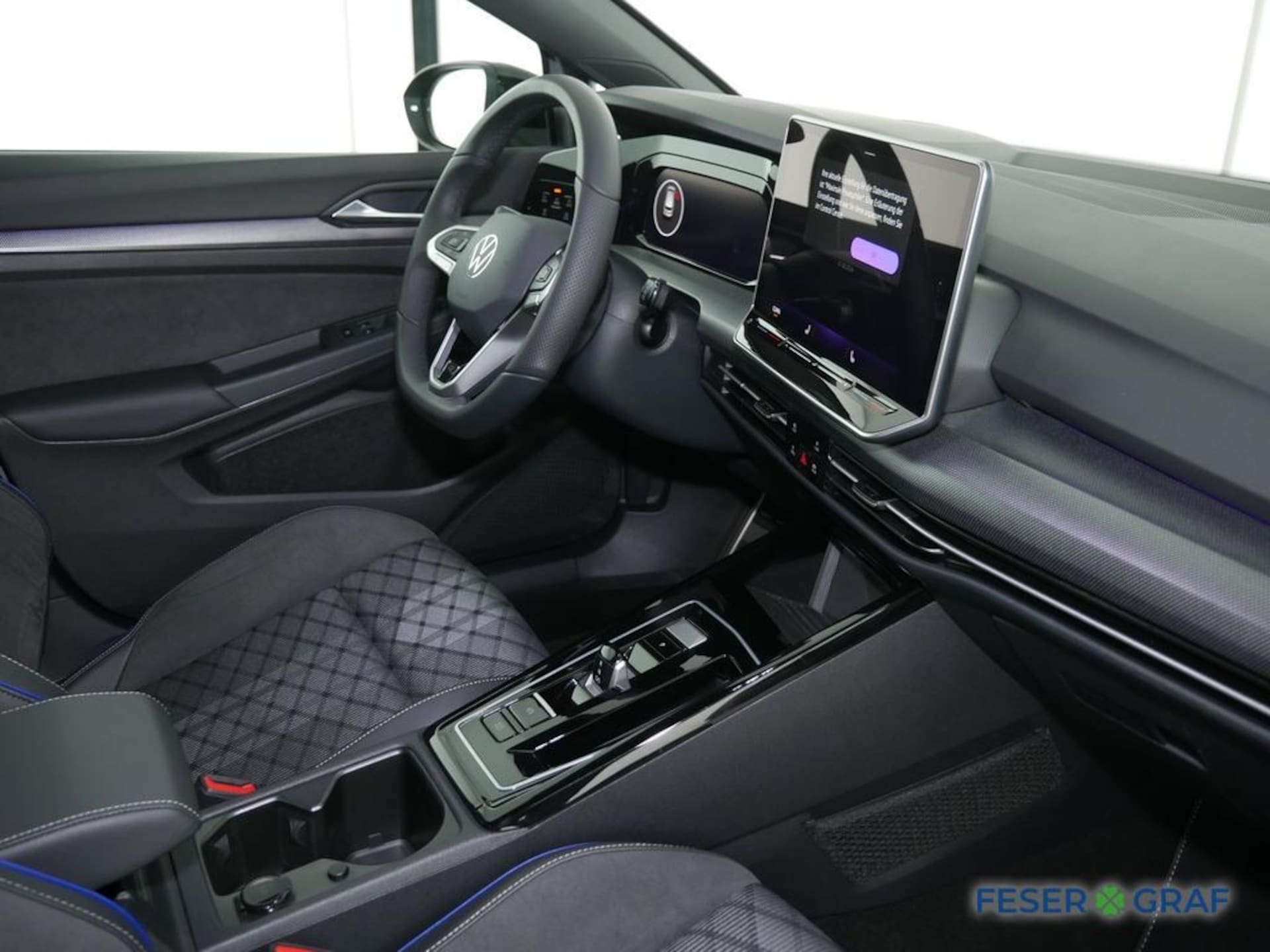 Volkswagen Golf R-Line