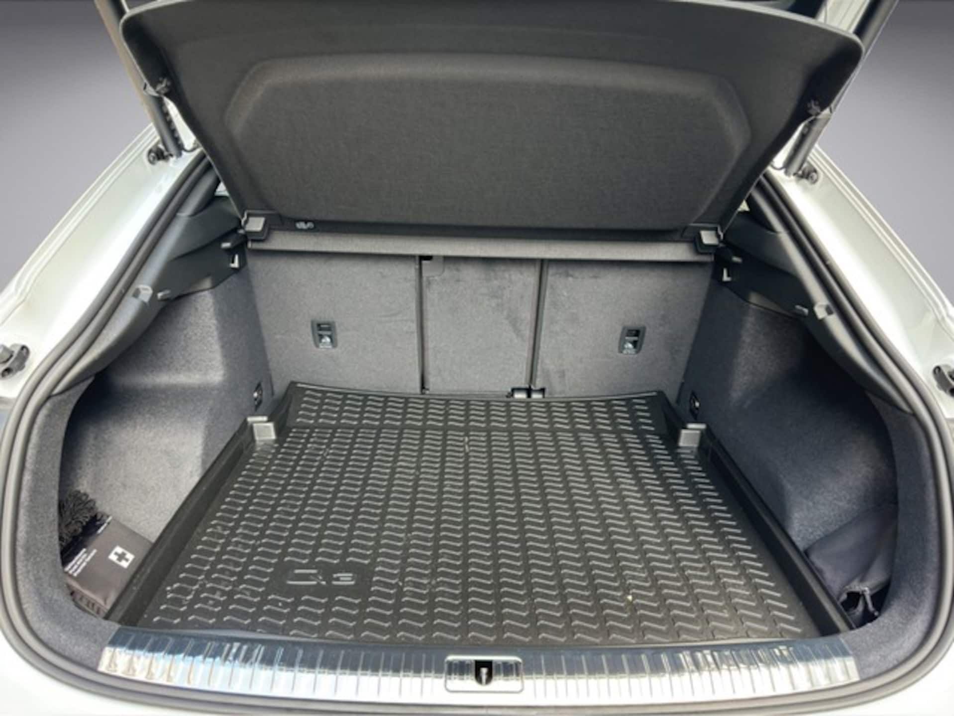 Audi Q3 Sportback S line