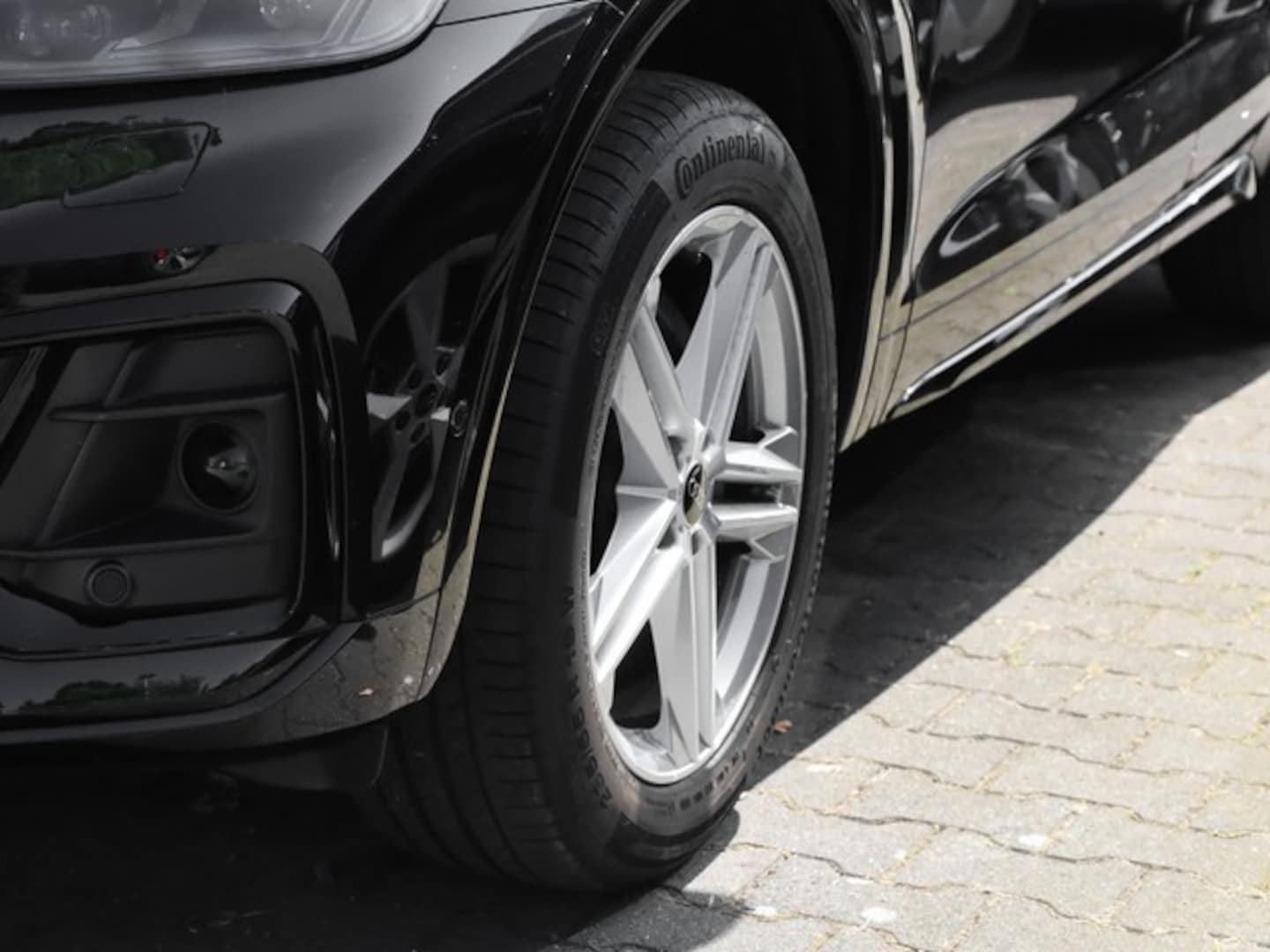 Bild über Audi Q5 Sportback 40 TDI quattro S tronic - für weitere Informationen kontaktieren Sie den Audi Partner