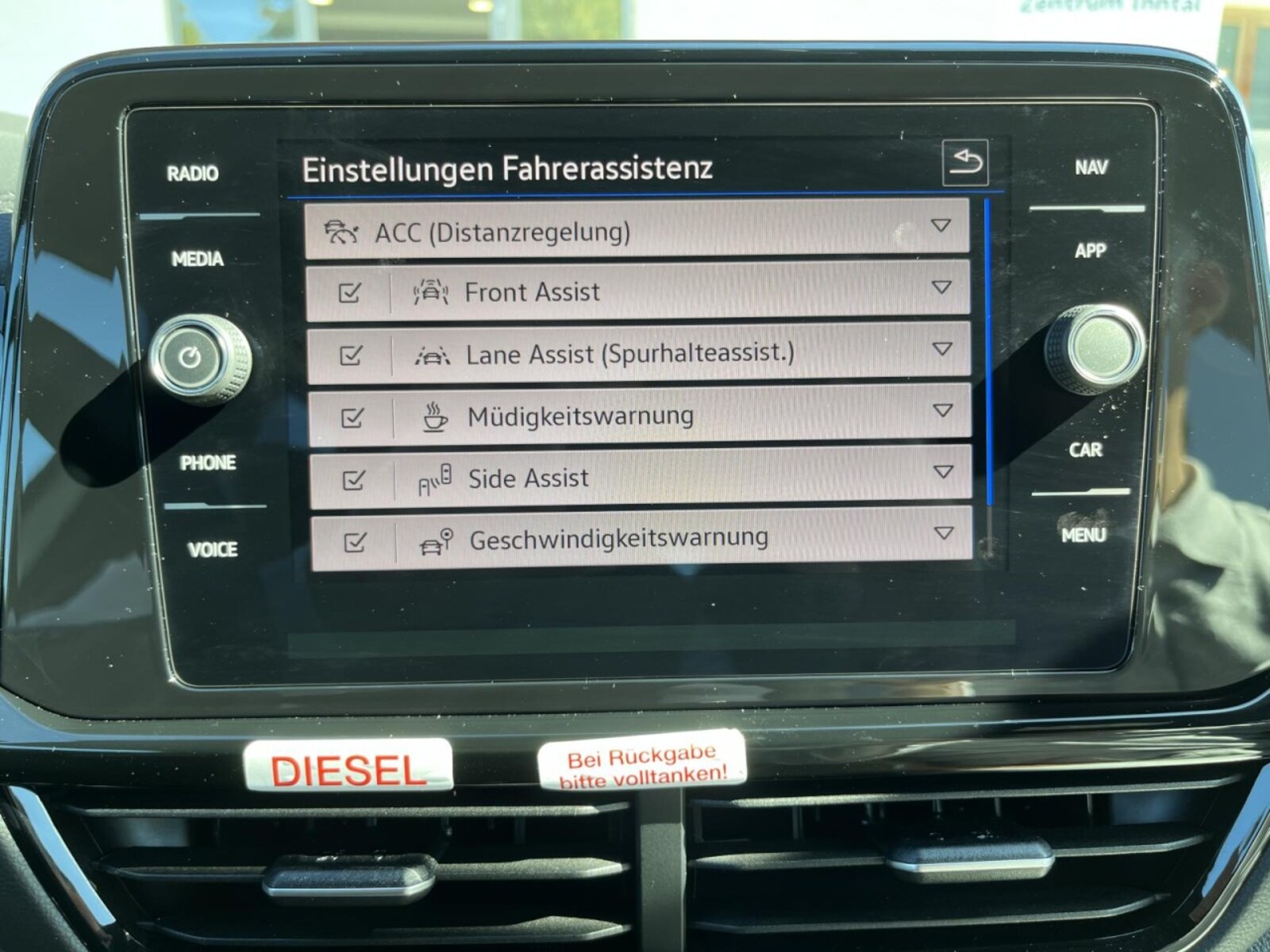 Volkswagen T-Roc – Bild 22