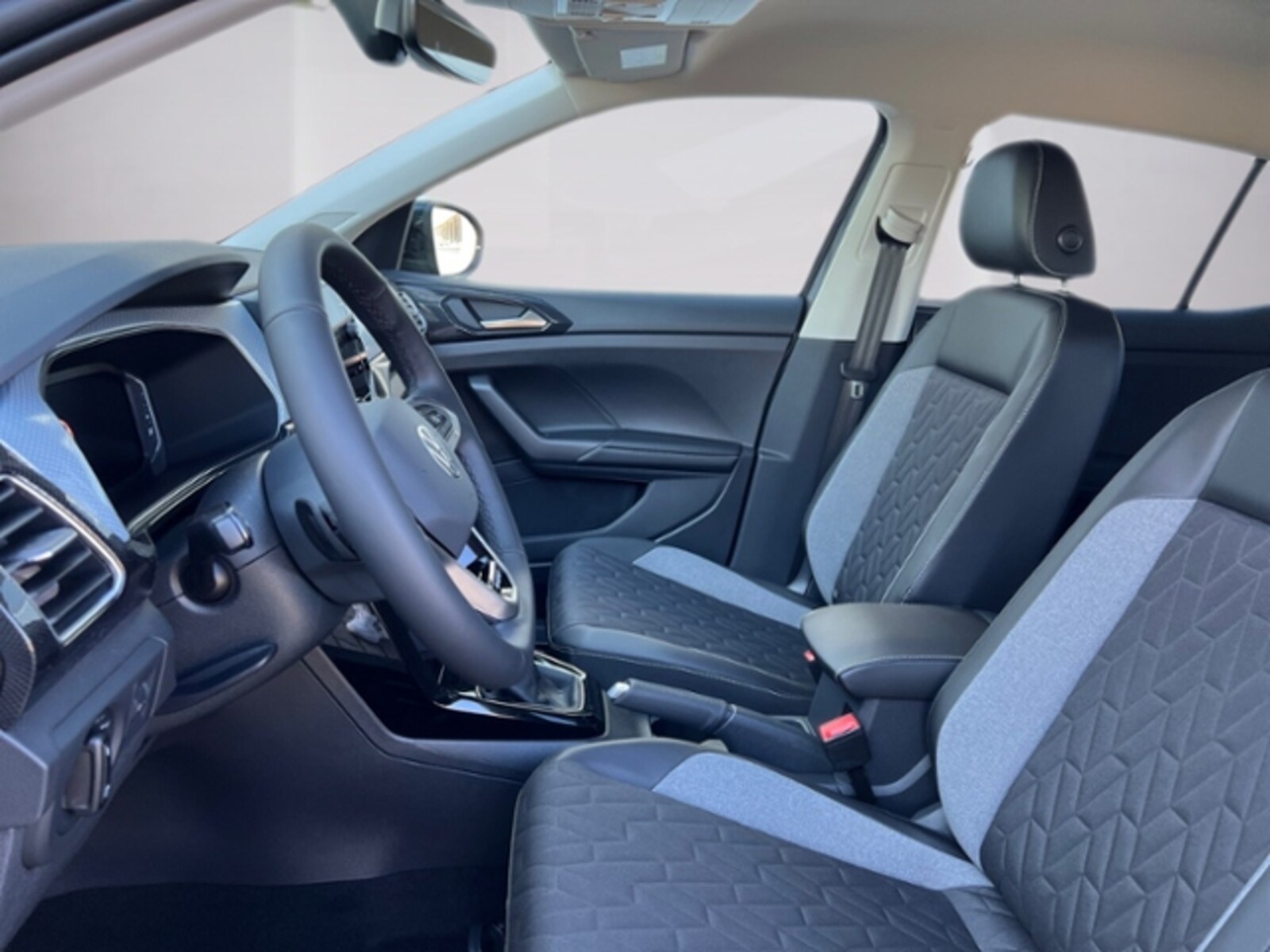 Volkswagen T-Cross – Bild 10