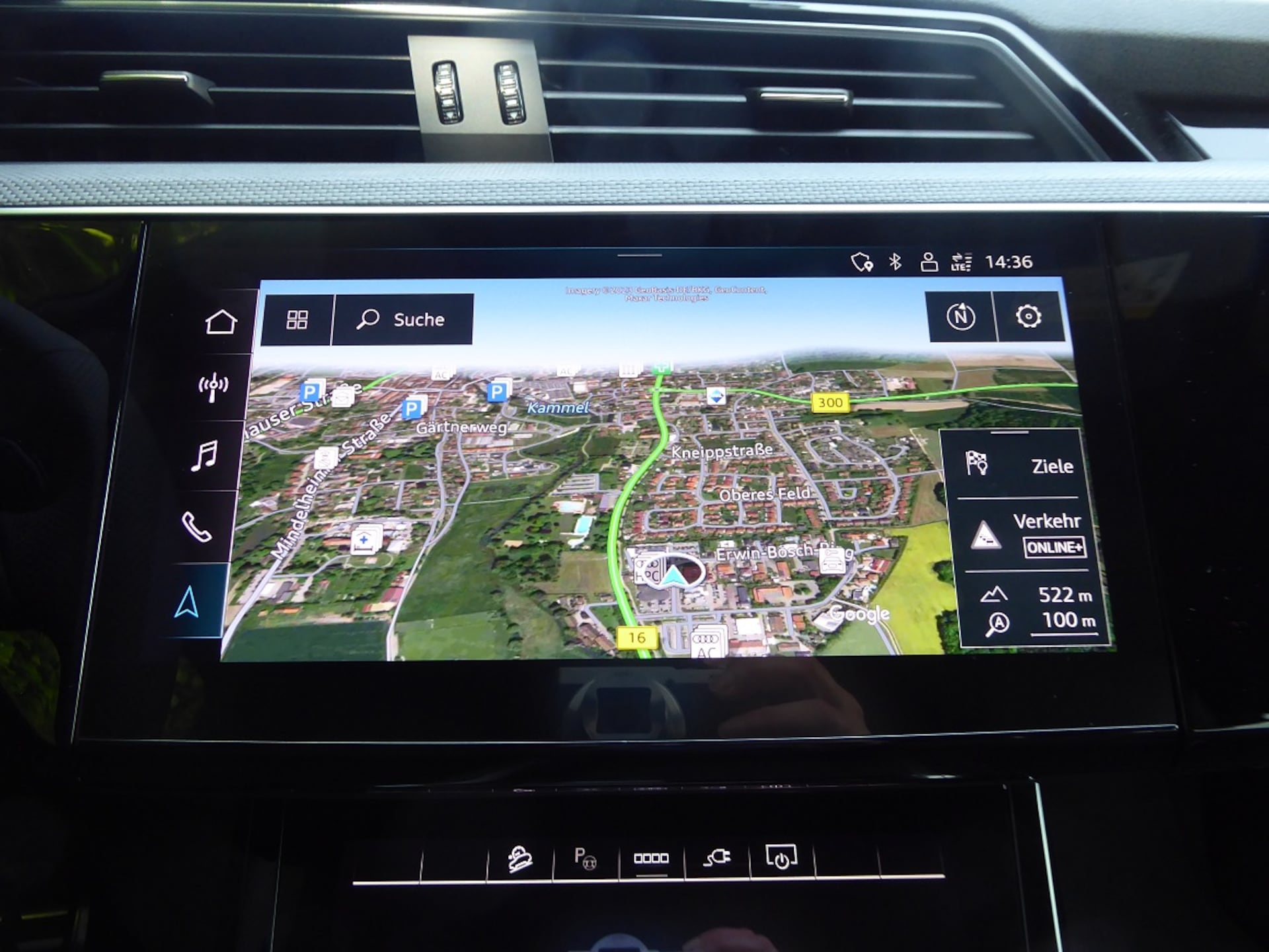 Audi Q8 e-tron S line