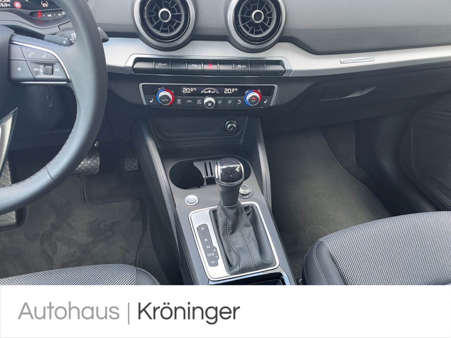 Audi Q2 S line