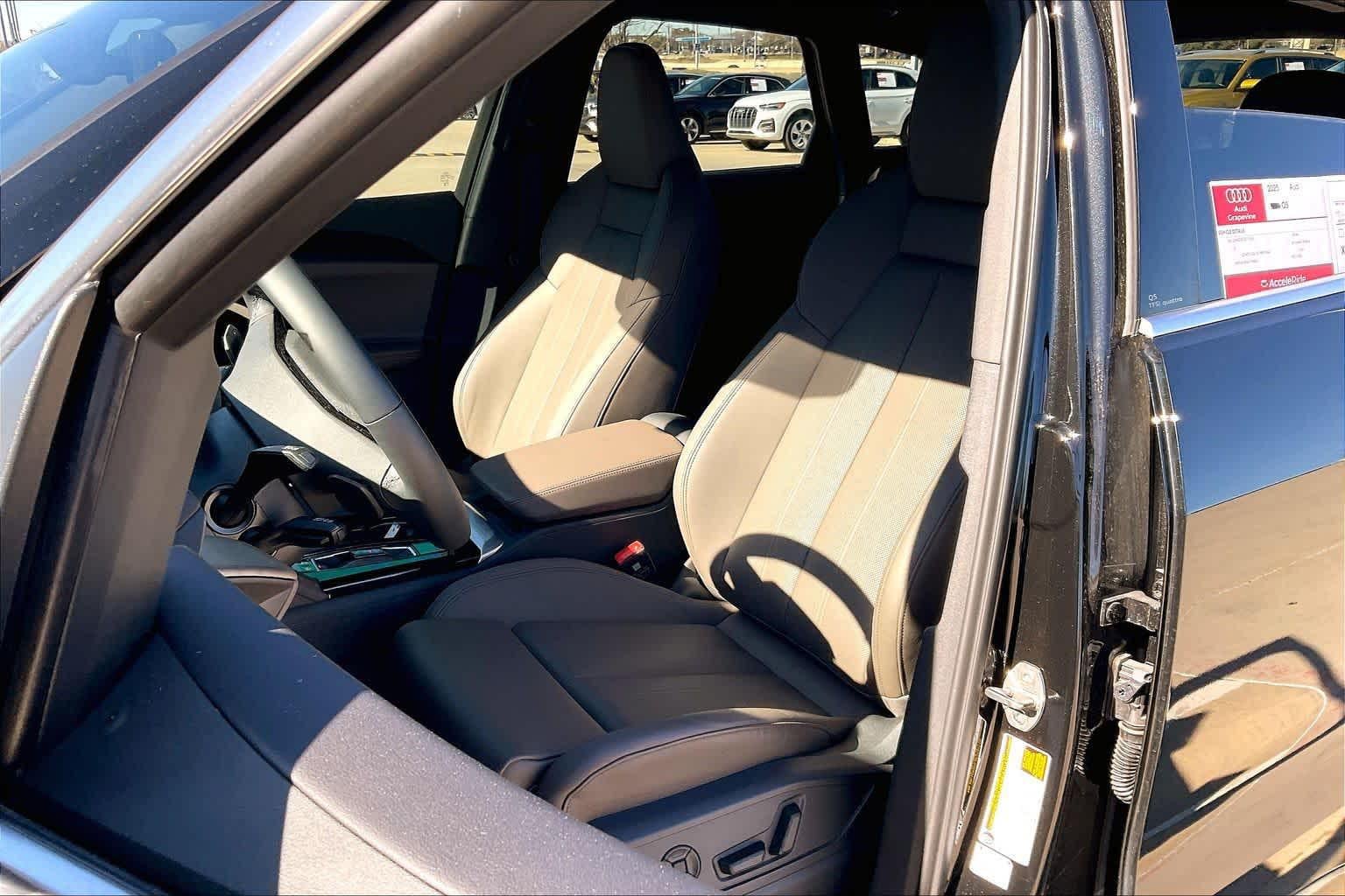 2025 Audi Q5 Premium Plus - Photo 8