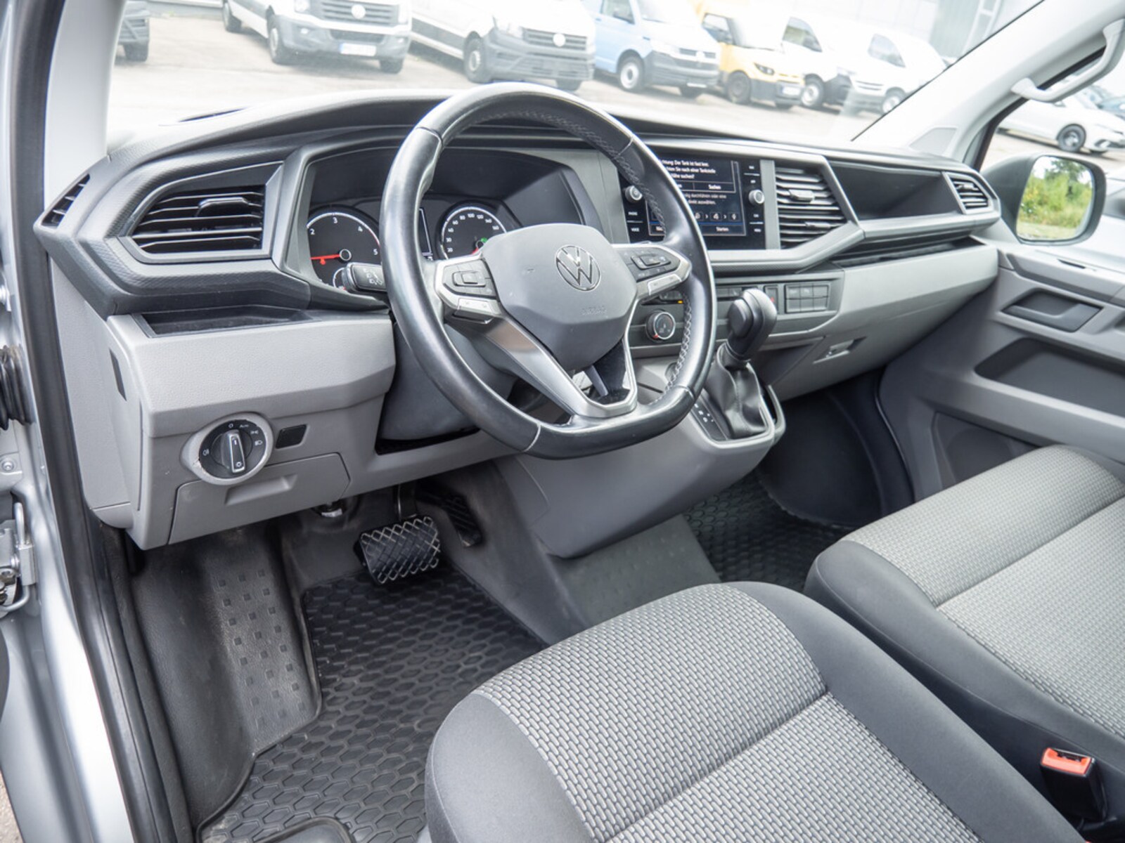 Volkswagen T6.1 Transporter Kasten kurzer Radstand – Bild 6