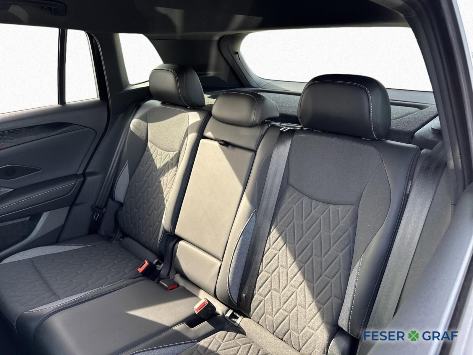 Volkswagen Tiguan – Bild 12
