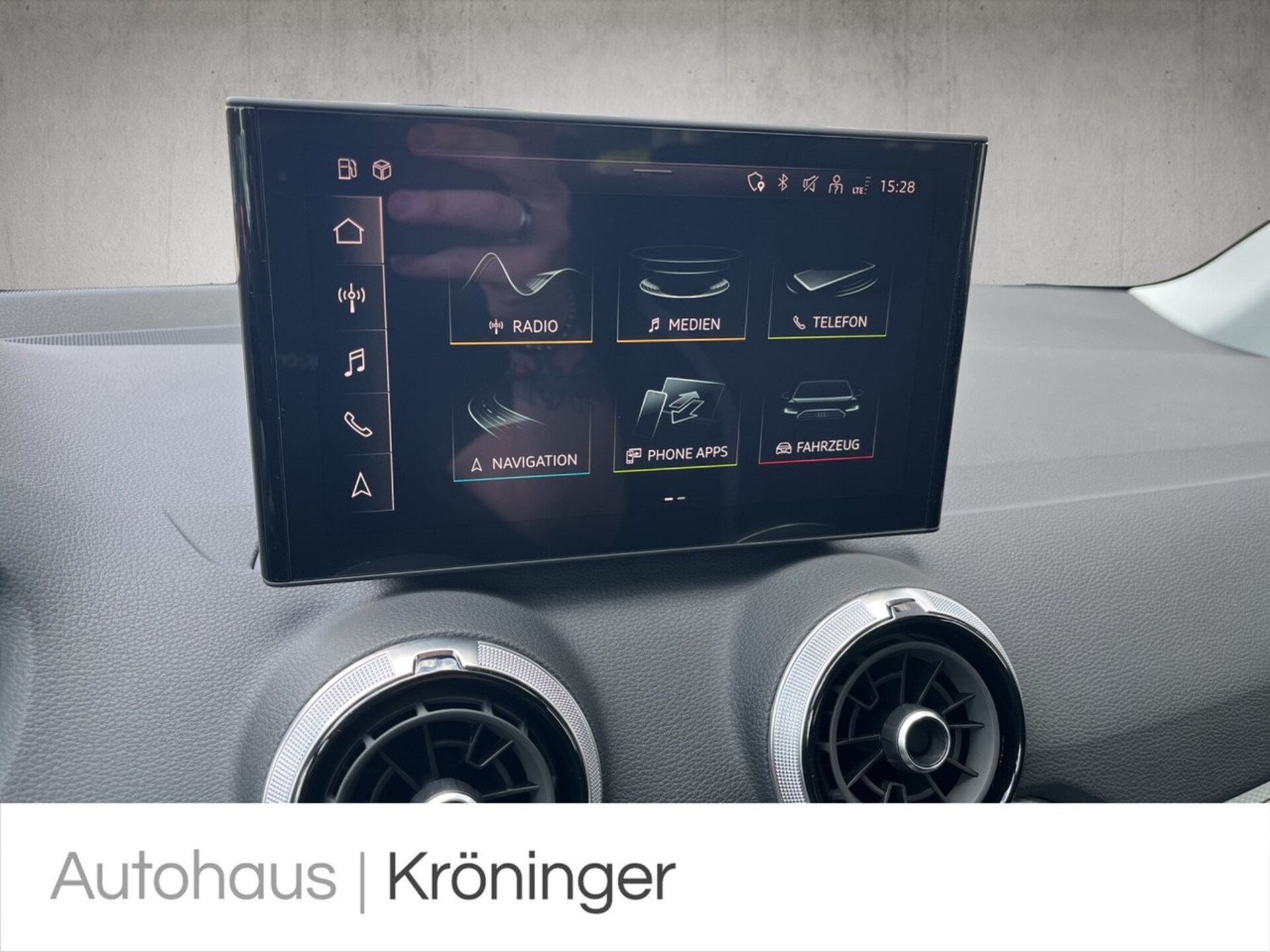 Audi Q2 S line