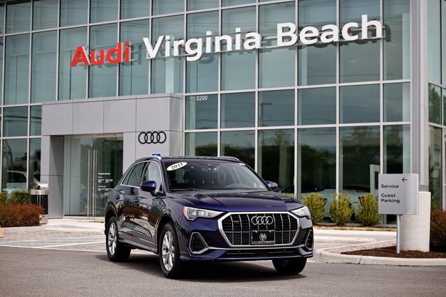 2021 Audi Q3 45 TFSI S Line Premium quattro's photo