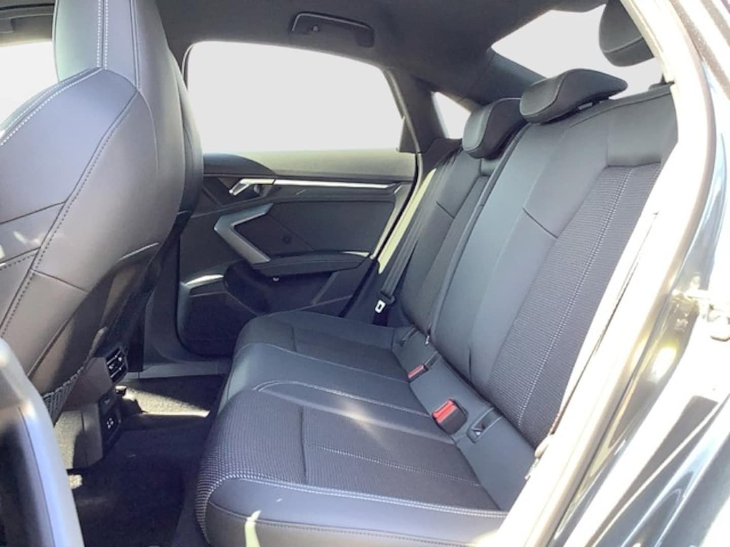 Bild über Audi A3 Limousine TFSI 110 kW S tronic - für weitere Informationen kontaktieren Sie den Audi Partner