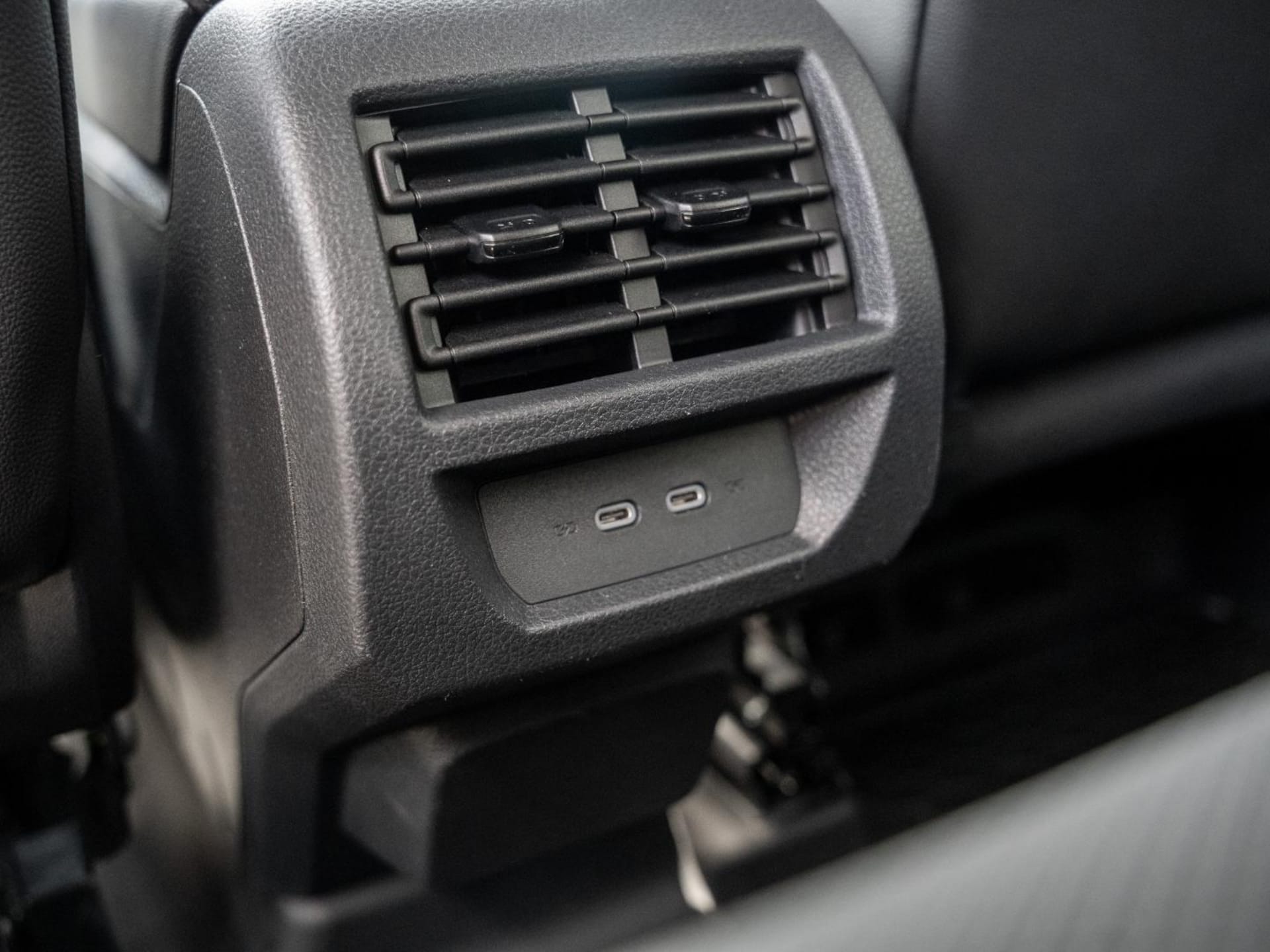 Volkswagen Caddy Maxi Basis-Modell