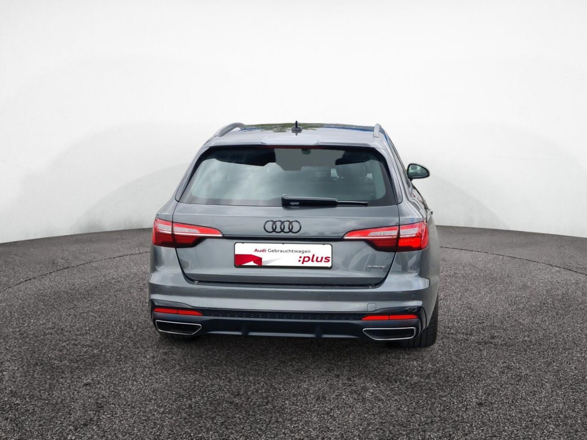 Audi A4 Avant S line