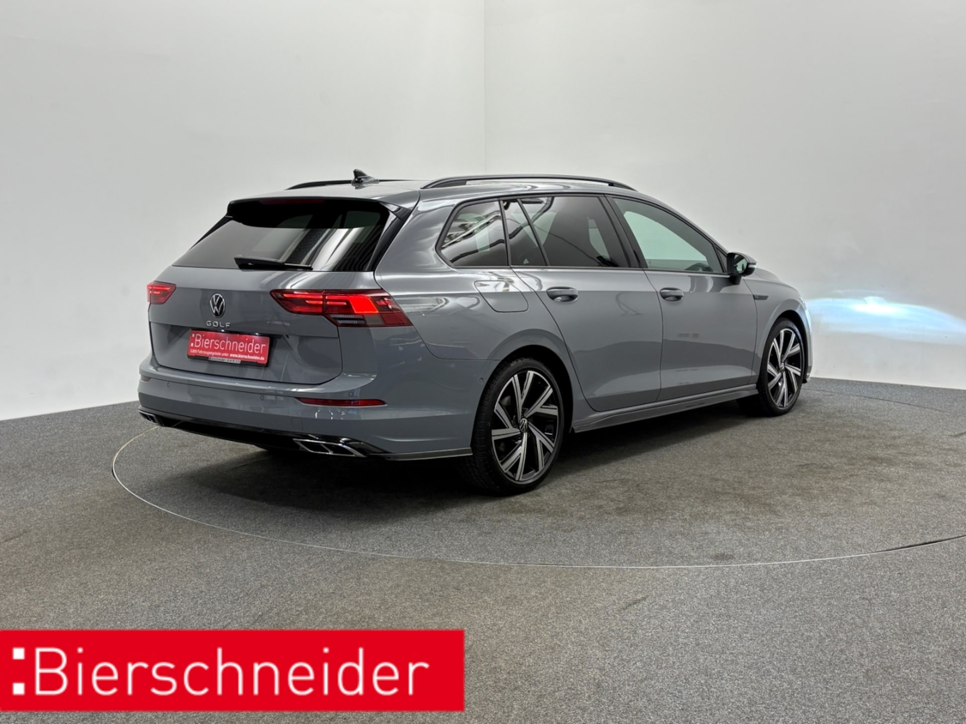 Volkswagen Golf Variant R-Line