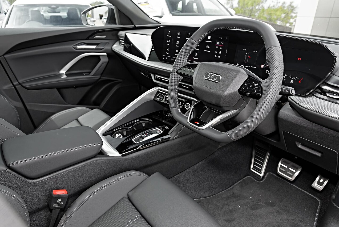 Image about Audi Q5 SUV TDI quattro 150 kW sport