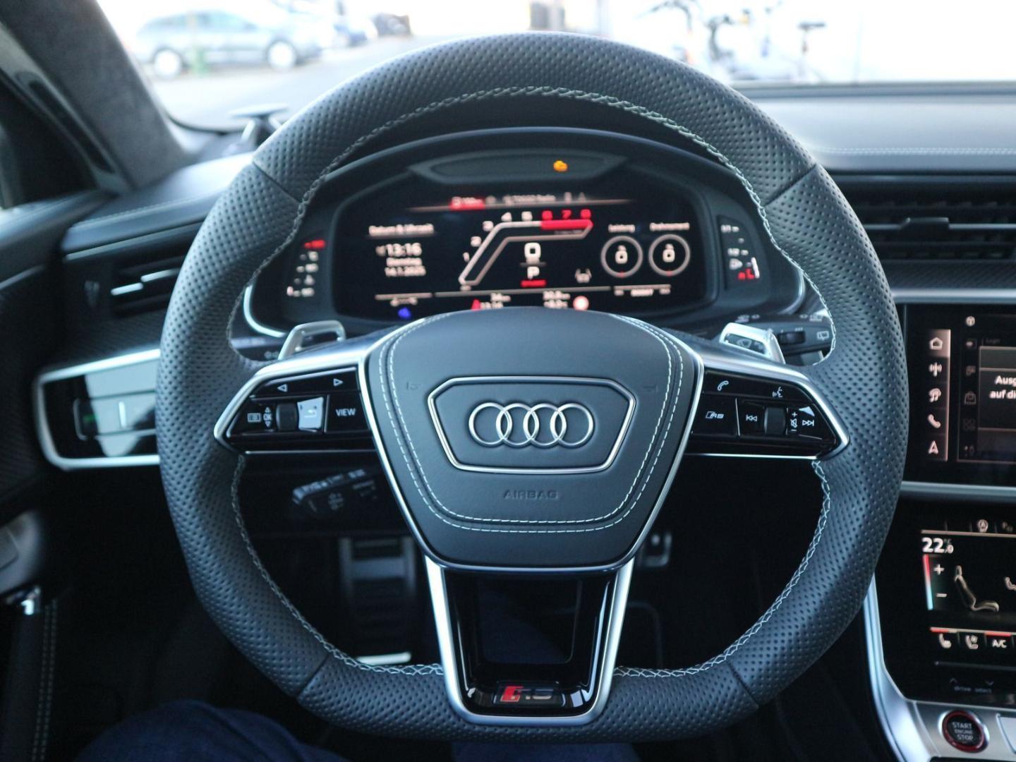 Image about Audi RS 6 Avant performance quattro tiptronic