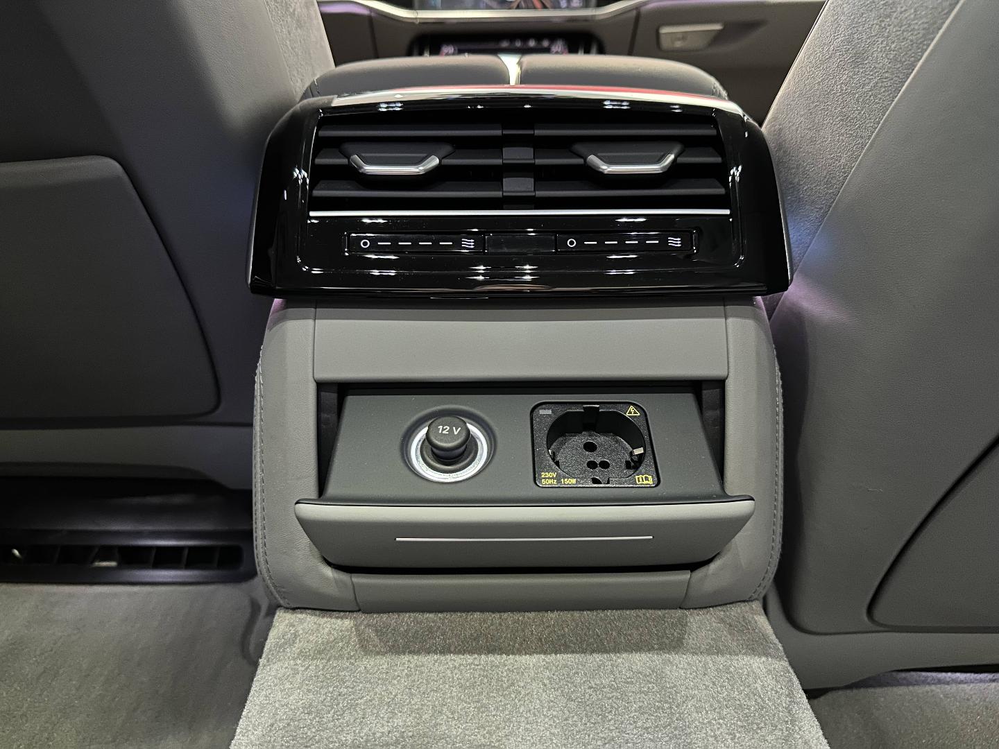 Image about Audi A8 L TFSI e Avus Extended 60 TFSI e quattro 330 kW (449 ch) tiptronic