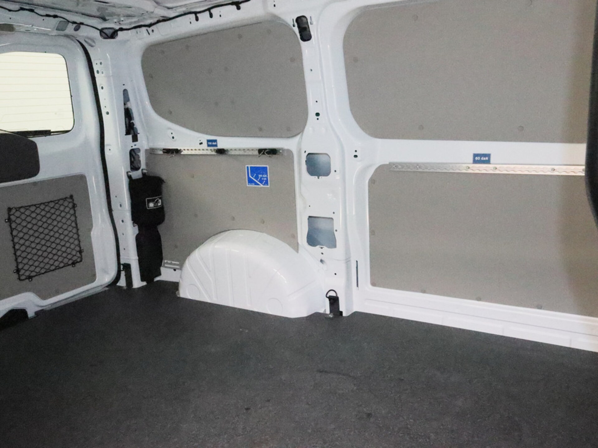 Volkswagen Transporter Kasten kurzer Radstand