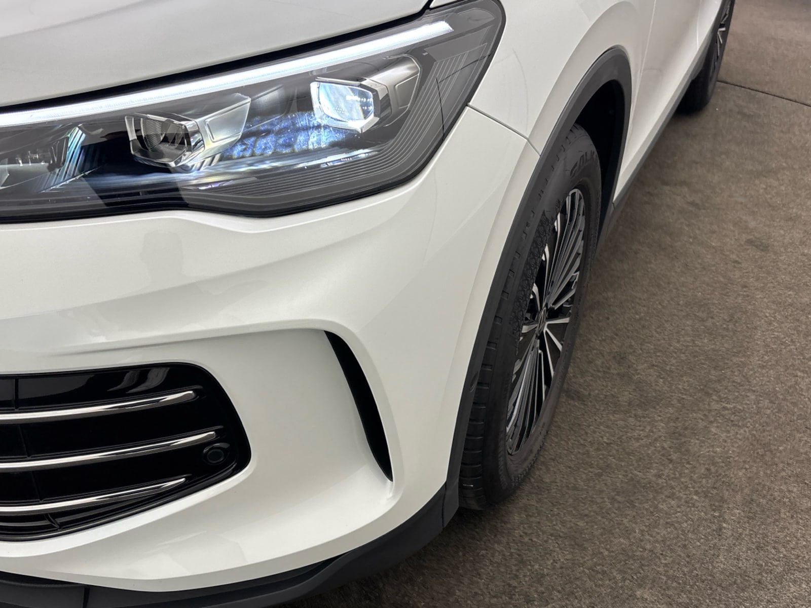 Volkswagen Tiguan – Bild 6