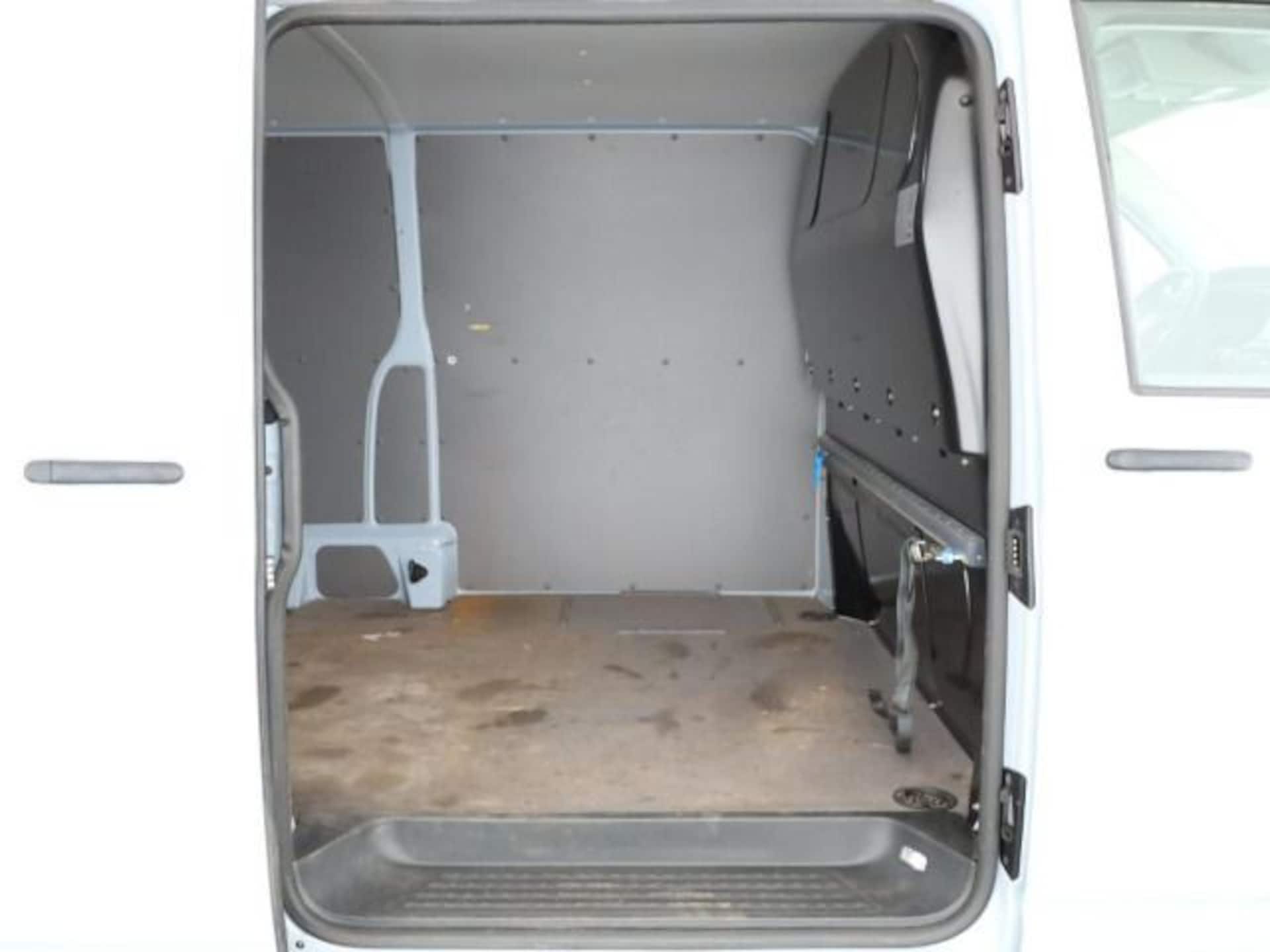 Volkswagen T6.1 Transporter Kasten langer Radstand