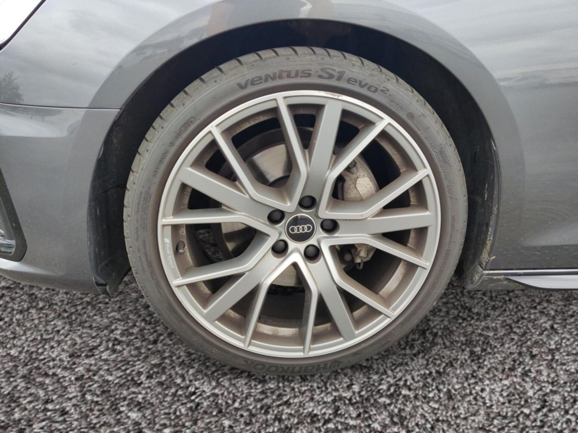 Audi A4 Avant S line