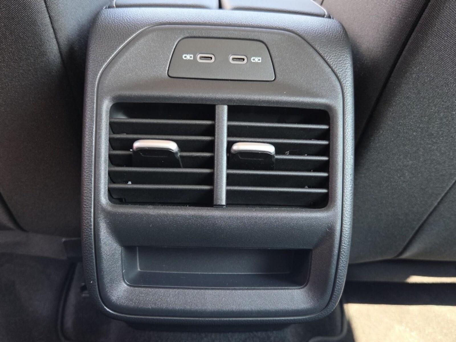Volkswagen Passat – Bild 23