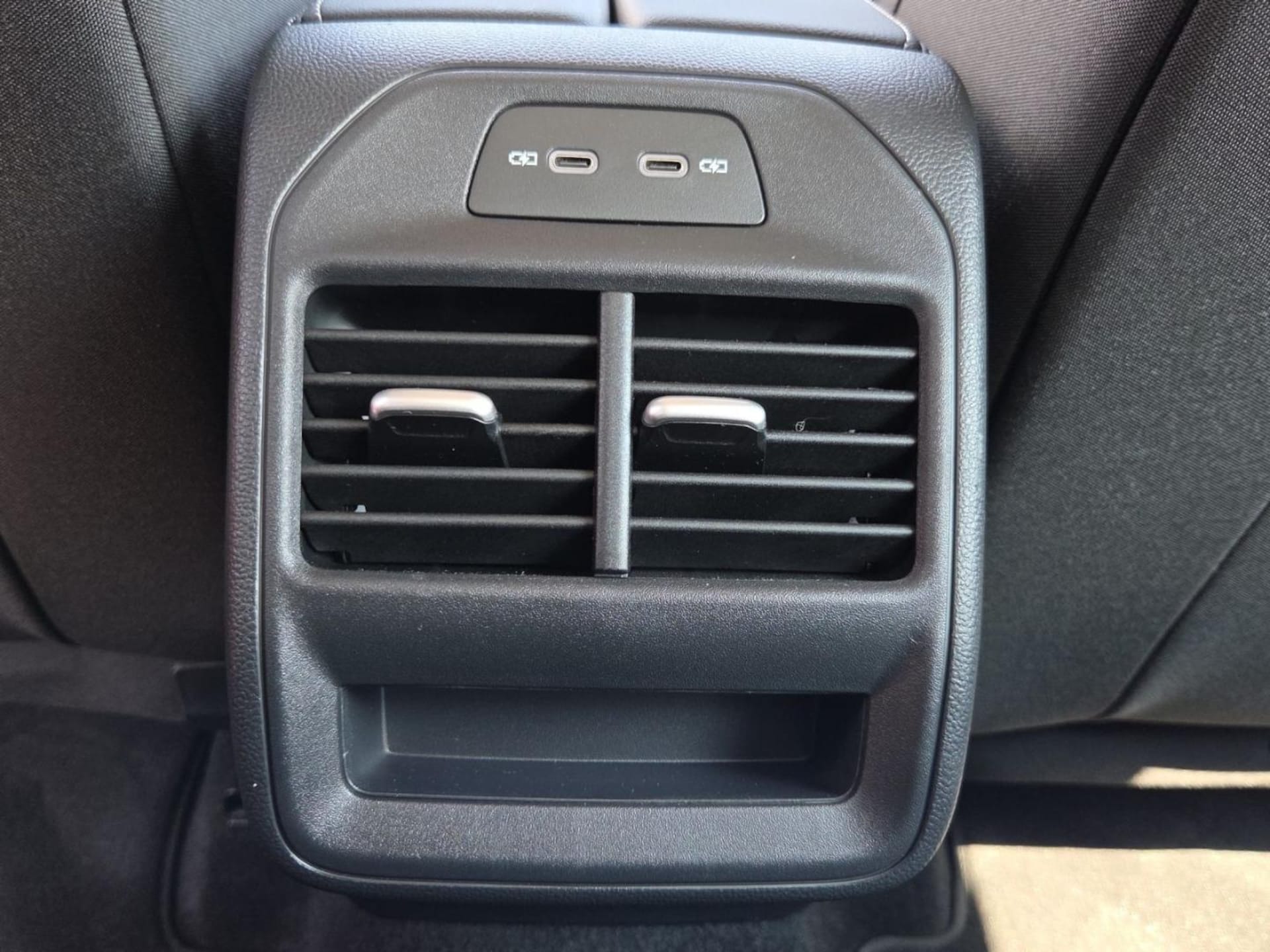Volkswagen Passat Basis-Modell