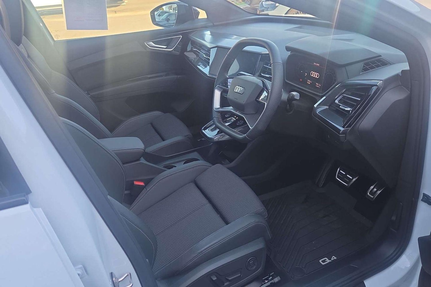 Image about Audi Q4 e-tron 45 e-tron