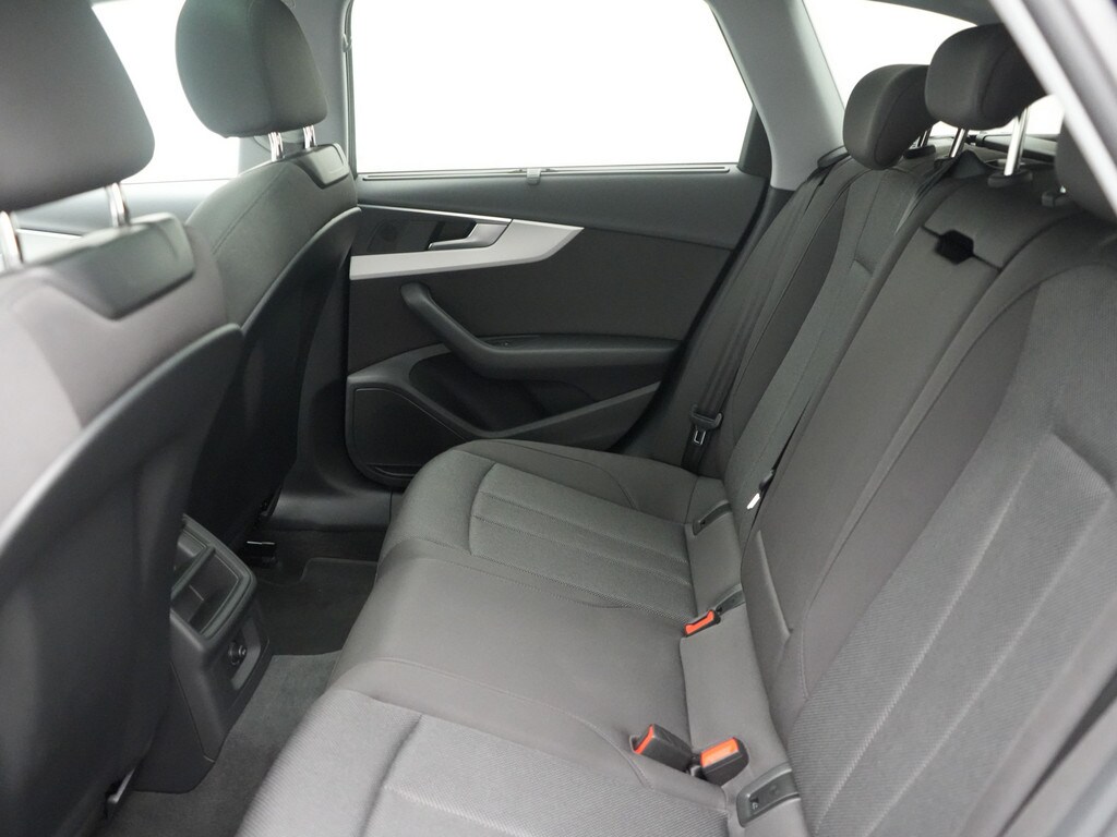 Image about Audi A4 Avant 35 TFSI S tronic