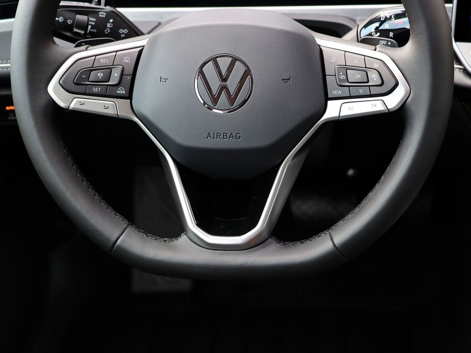 Volkswagen Passat – Bild 12