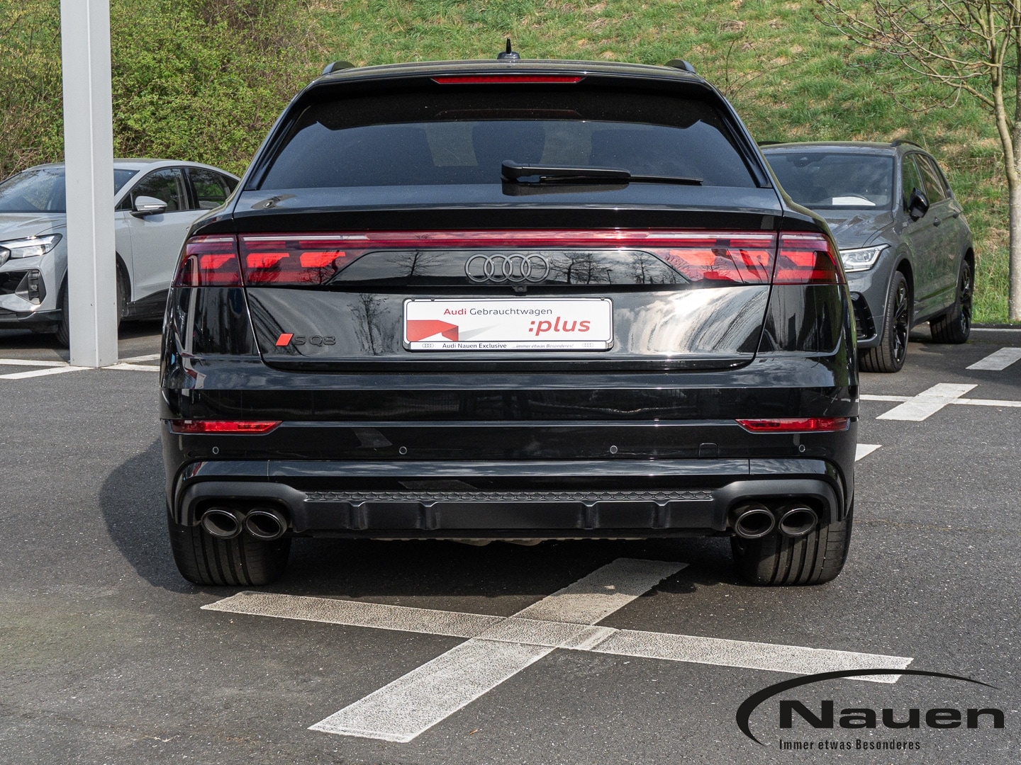 Bild über Audi SQ8 SUV TFSI quattro tiptronic - für weitere Informationen kontaktieren Sie den Audi Partner