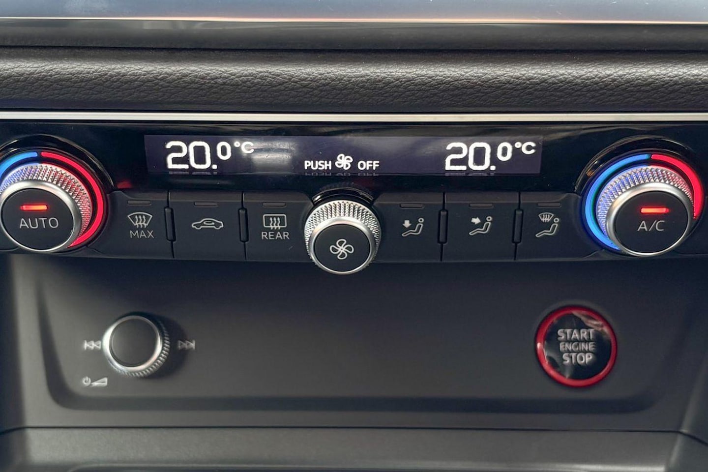 Image about Audi RS Q3 TFSI quattro S tronic