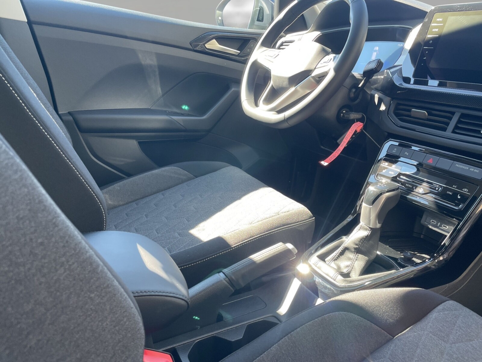 Volkswagen T-Cross – Bild 6