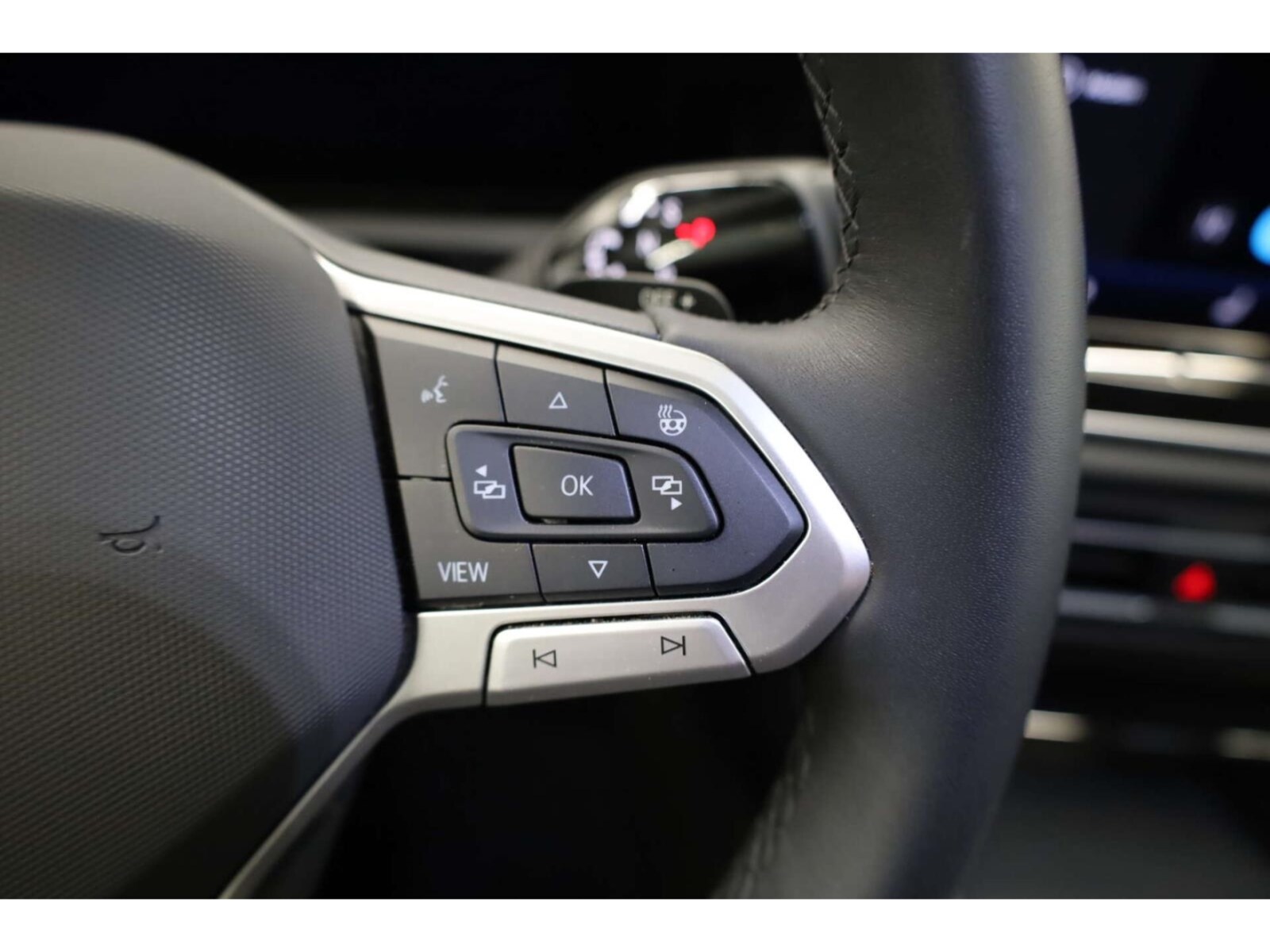 Volkswagen Tiguan – Bild 11