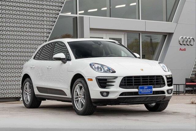 2017 Porsche Macan
