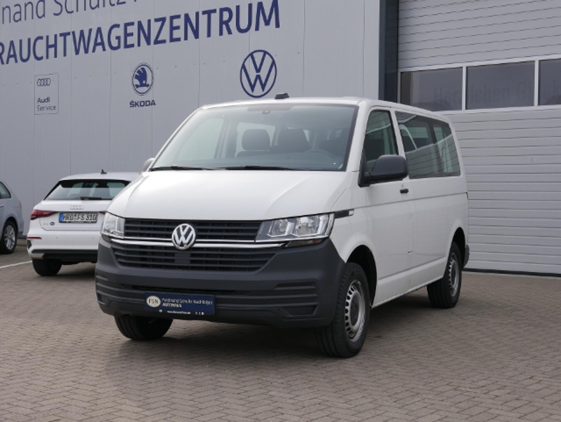 Volkswagen T6.1 Transporter Kombi kurzer Radstand