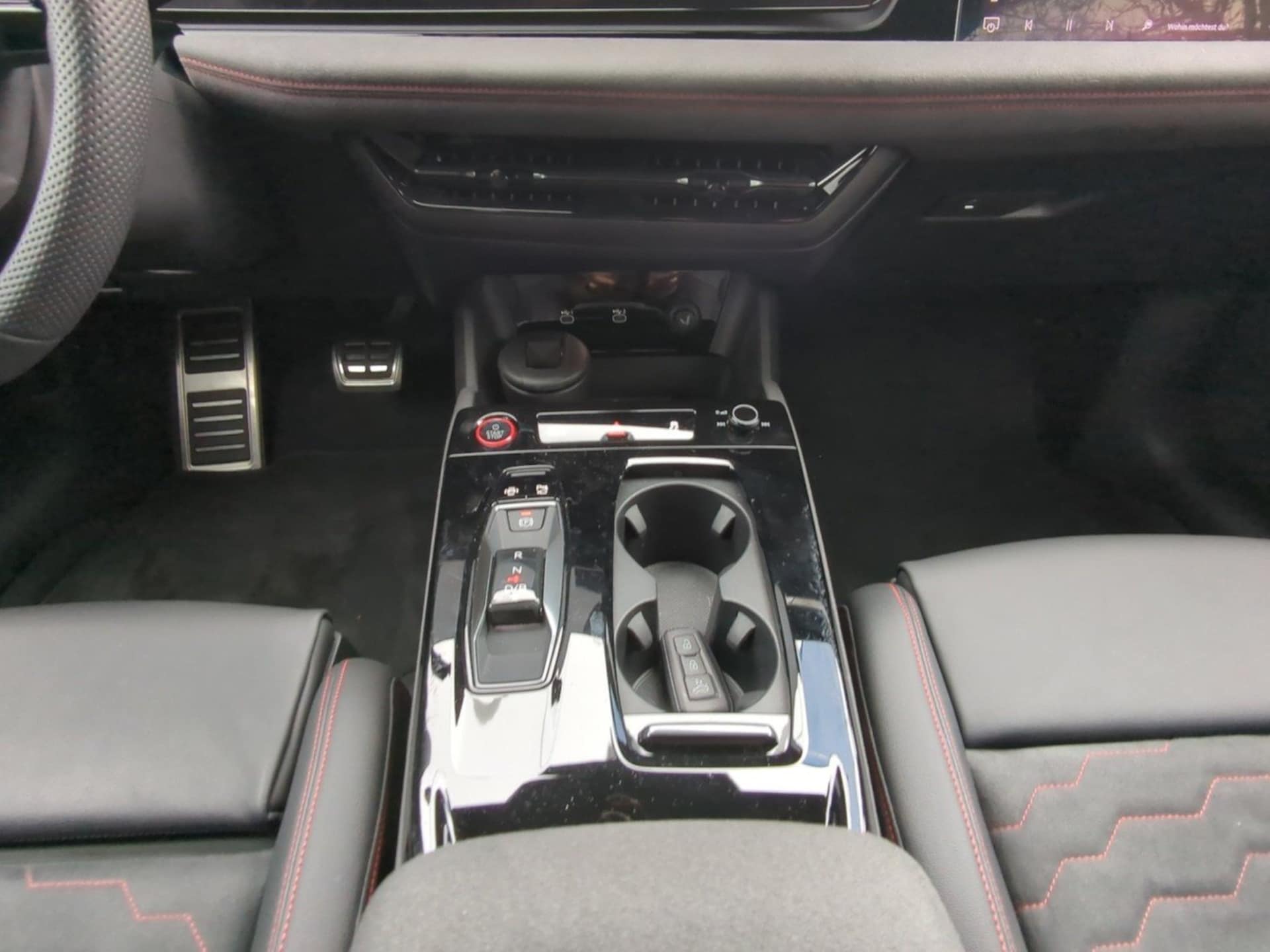 Audi S6 Avant e-tron