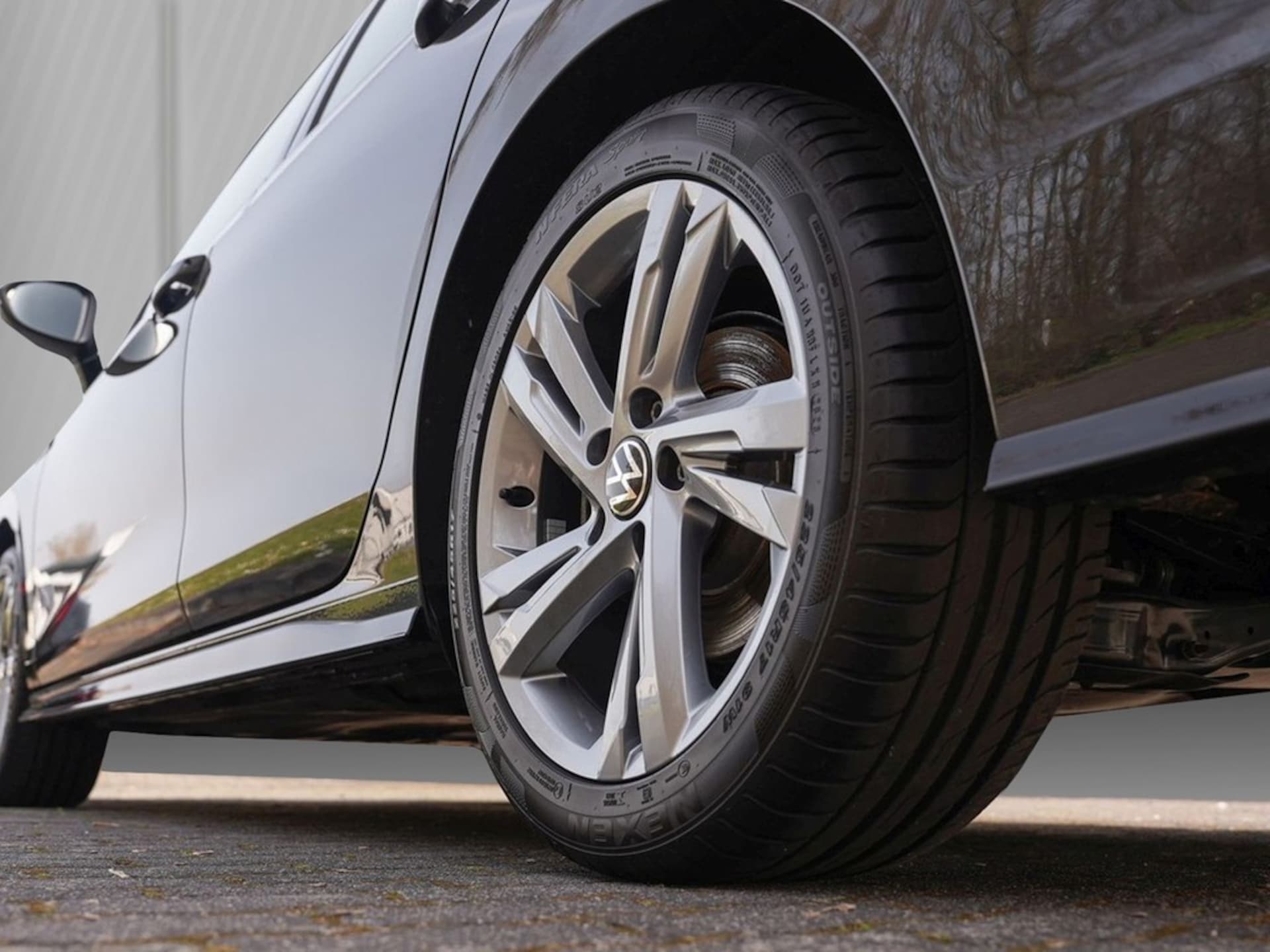 Volkswagen Golf Variant R-Line
