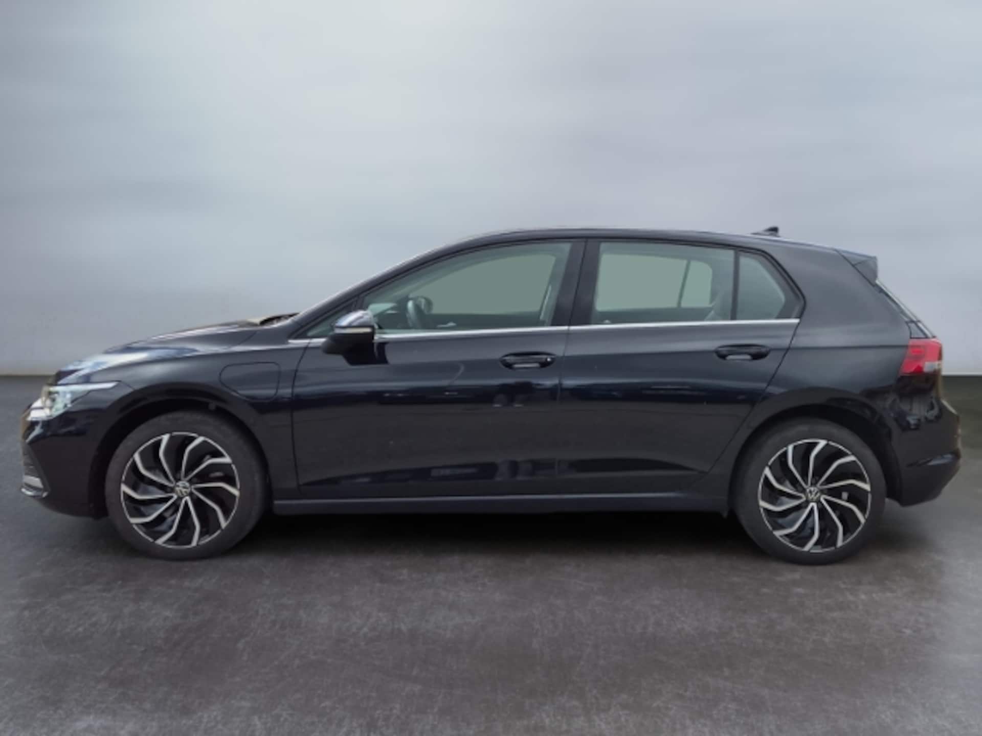 Volkswagen Golf Style