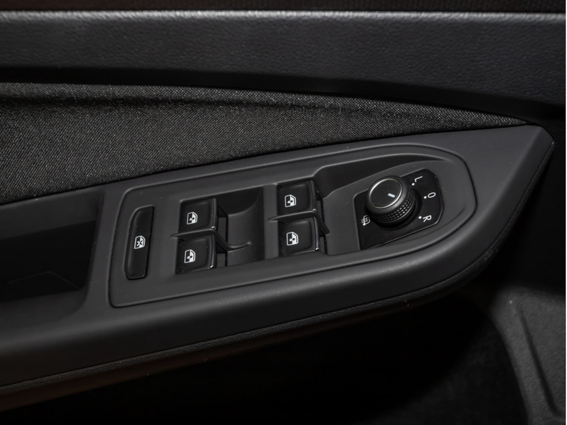 Volkswagen Golf Active