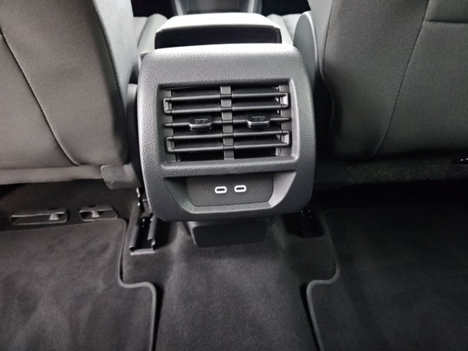 Volkswagen Caddy – Bild 11